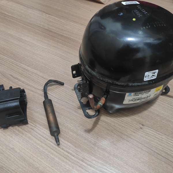 Resíduo: Compressor de geladeira queimado - B2Blue  - Compra e Venda de Resíduos