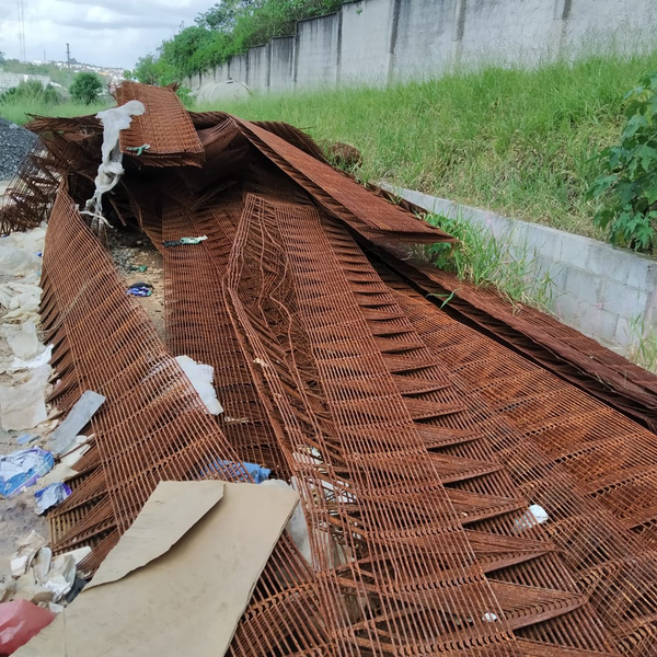 Ferro de construção - metais - São Paulo, SP - B2Blue - Compra e Venda de Resíduos