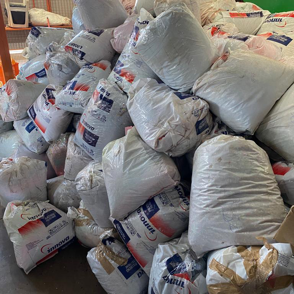 Resíduo: Ps  injeção reciclado - B2Blue  - Compra e Venda de Resíduos