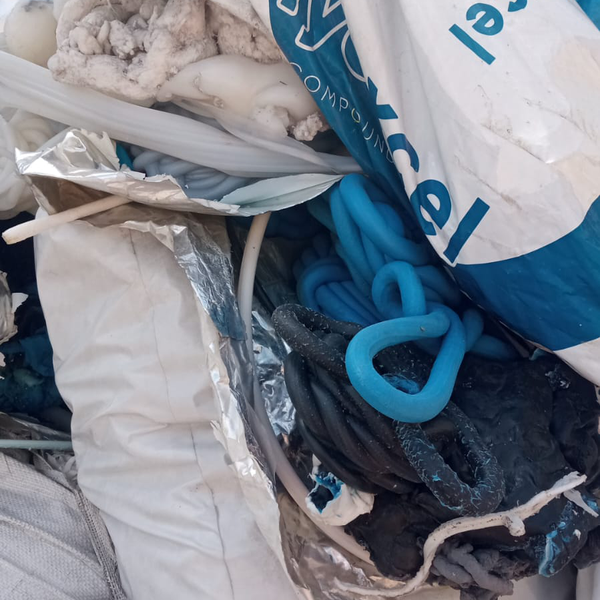 Resíduo: Xlpe (capas de cabos) - B2Blue  - Compra e Venda de Resíduos