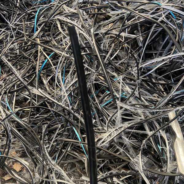 Resíduo: Capas de fios e cabos - B2Blue  - Compra e Venda de Resíduos