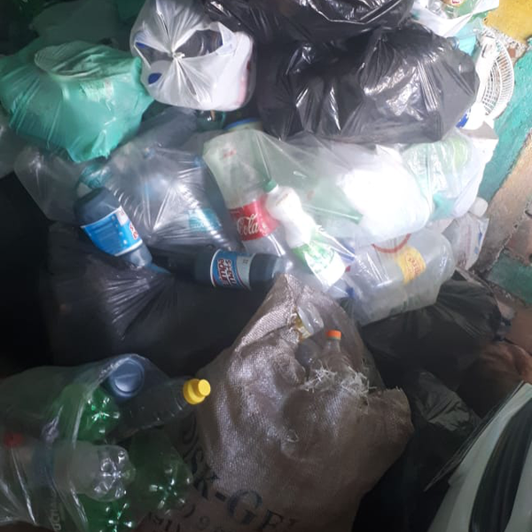 Latinha e garafa pet - plástico - MARITUBA, PA - B2Blue - Compra e Venda de Resíduos