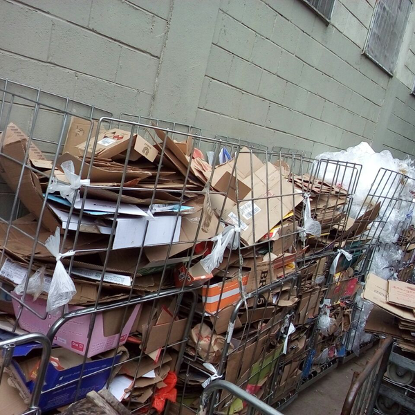 Vendo papelão papel misto - papel/papelão - Diadema, SP - B2Blue - Compra e Venda de Resíduos