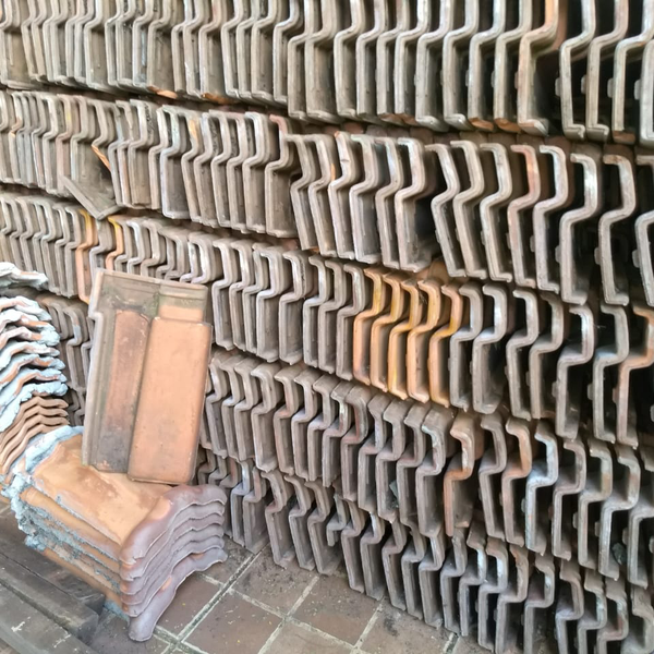 Telha cerâmica romana sem impermeabilização - Construção e Demolição