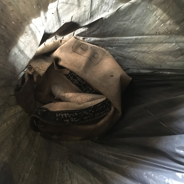 Epis couro - produtos de 2a linha - PINDAMONHANGABA, SP - B2Blue - Compra e Venda de Resíduos