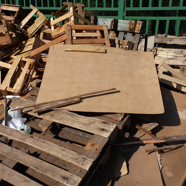 Madeira de embalagens - madeira - Osasco, SP - B2Blue - Compra e Venda de Resíduos