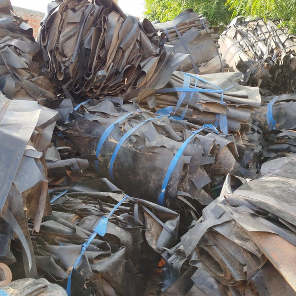 Geomembrana de alta densidade.  - Outros