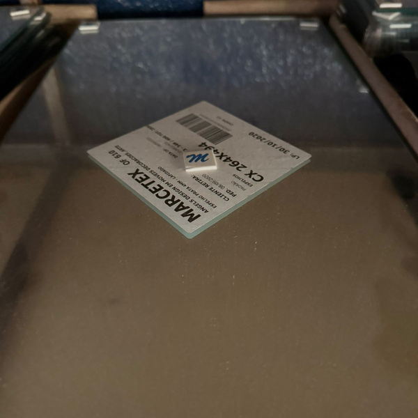 Resíduo: Espelhos cortados em quadrados pequenos - B2Blue  - Compra e Venda de Resíduos