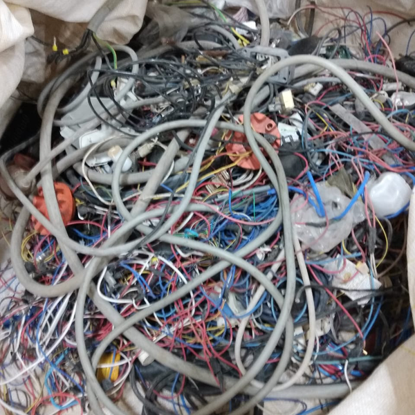 Resíduo: Cabos de cobre encapado - B2Blue  - Compra e Venda de Resíduos