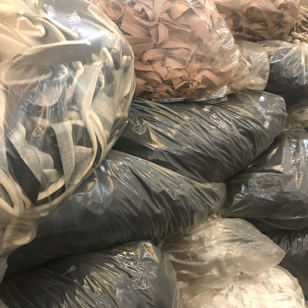 Tiras de tecido - tecido - Embu Das Artes, SP - B2Blue - Compra e Venda de Resíduos