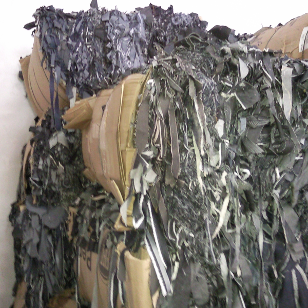 Vendo Aparas de Jeans - Tecido