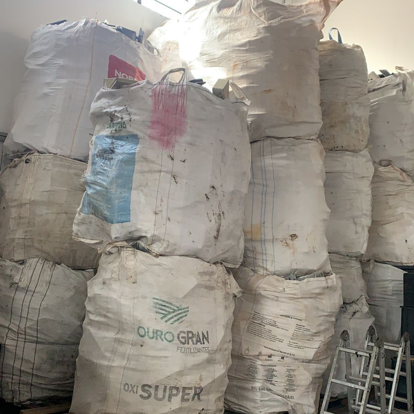 Plastico misto - plástico - PORTO ALEGRE, RS - B2Blue - Compra e Venda de Resíduos