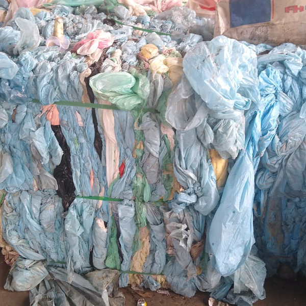 Apara de banana - plástico - Juquiá, SP - B2Blue - Compra e Venda de Resíduos