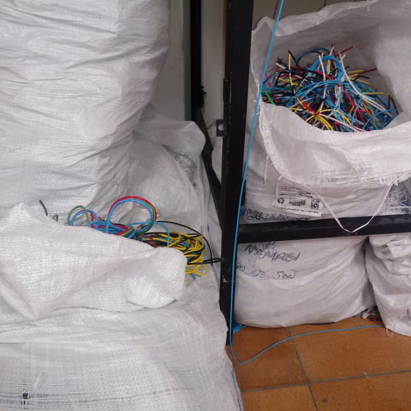 Carretel de madeira sem fio - Madeira