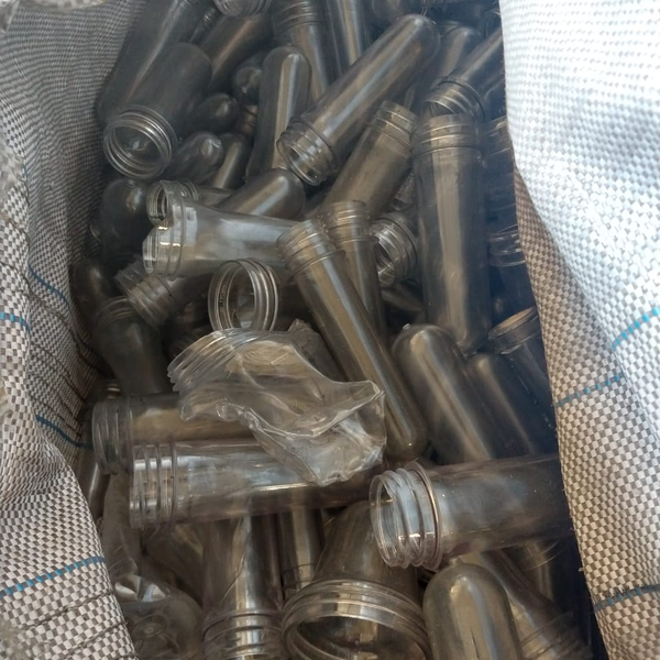 Preforma transparente - plástico - Votorantim, SP - B2Blue - Compra e Venda de Resíduos