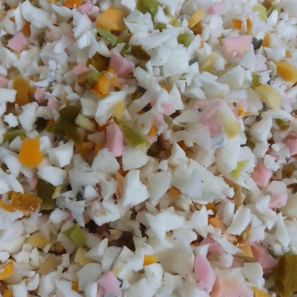 Resíduo: Flocos de espuma (bojo) 20ton/mês - B2Blue  - Compra e Venda de Resíduos