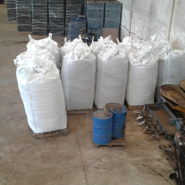 Pp com polimero proveniente de sucatas de baterias - plástico - California, PR - B2Blue - Compra e Venda de Resíduos