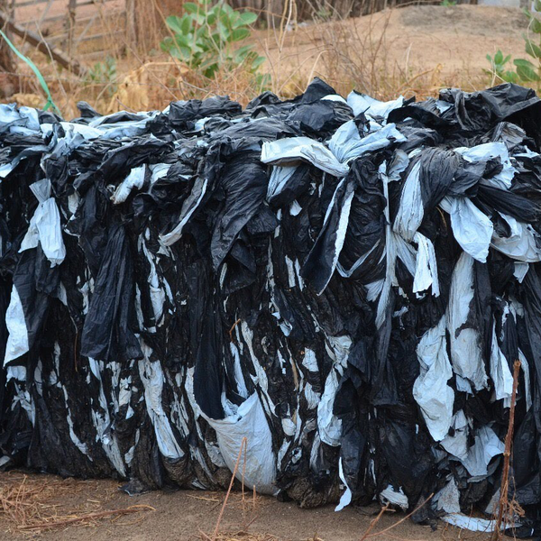 Resíduo: Lona plástica (mulching) - B2Blue  - Compra e Venda de Resíduos