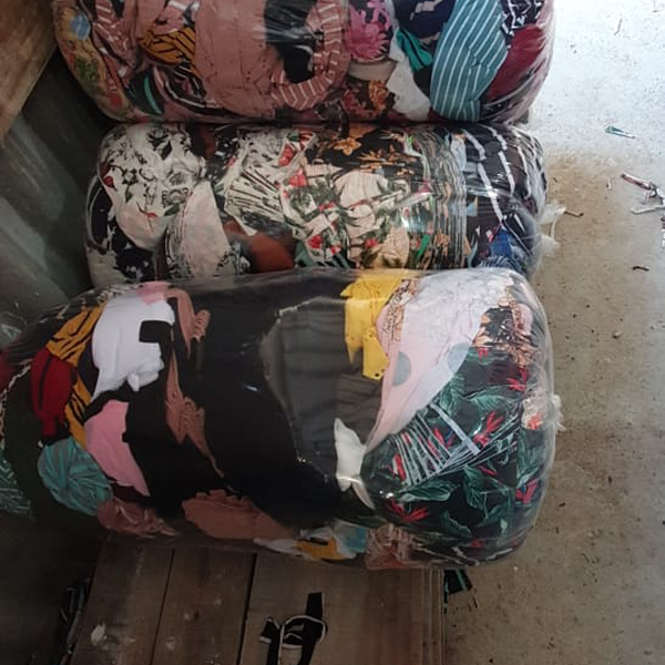 Tecido (todos os tipos) - tecido - Ferraz de Vasconcelos, SP - B2Blue - Compra e Venda de Resíduos