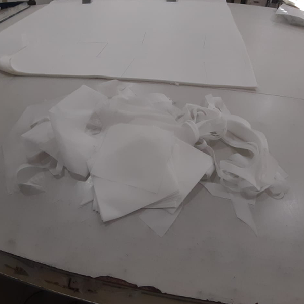 Tecido poliester branco - tecido - LAMBARI, MG - B2Blue - Compra e Venda de Resíduos