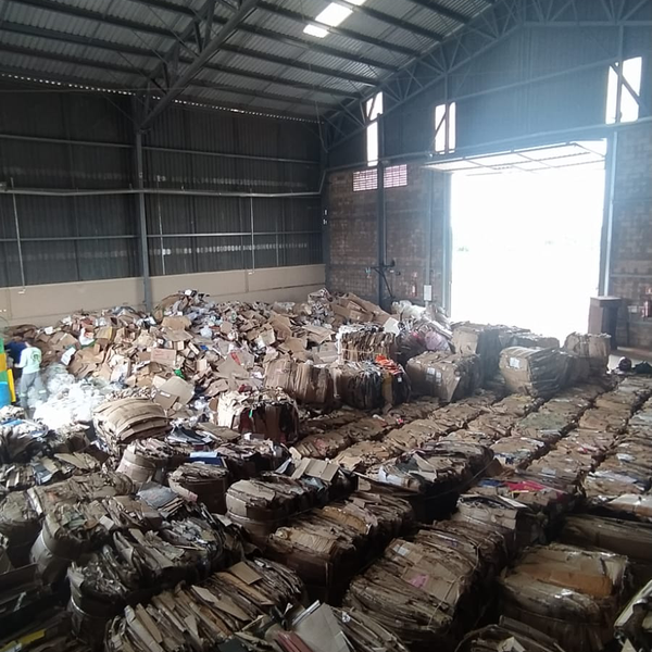 Resíduo: Fardos de papelao - B2Blue  - Compra e Venda de Resíduos