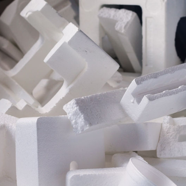 Isopor bloco refugo sucata  - outros - São José dos Campos, SP - B2Blue - Compra e Venda de Resíduos