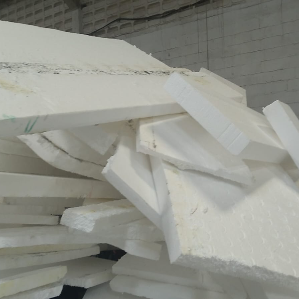 isopor bloco refugo sucata  - Outros