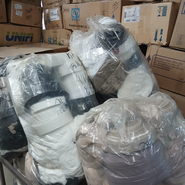 Retalhos de tecidos poliamida para confecçoes de lingerie - tecido - Pedreira, SP - B2Blue - Compra e Venda de Resíduos