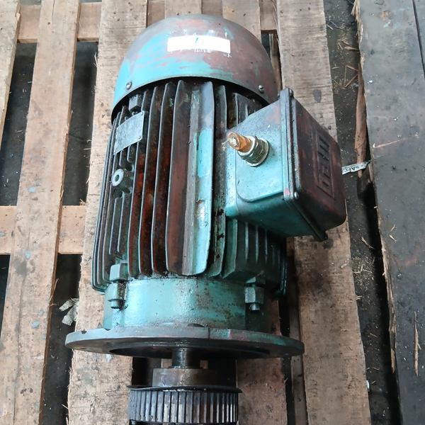 Motor WEG W22 - Outros