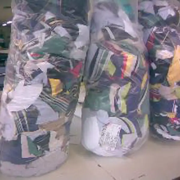 Retalhos - tecido - SAO JOSE DO CEDRO, SC - B2Blue - Compra e Venda de Resíduos