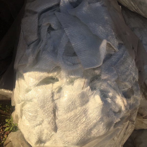 Resíduo: Chapa de fibra de vidro - B2Blue  - Compra e Venda de Resíduos