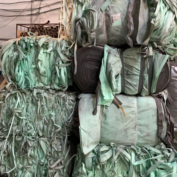Resíduo: Pet contaminado - B2Blue  - Compra e Venda de Resíduos