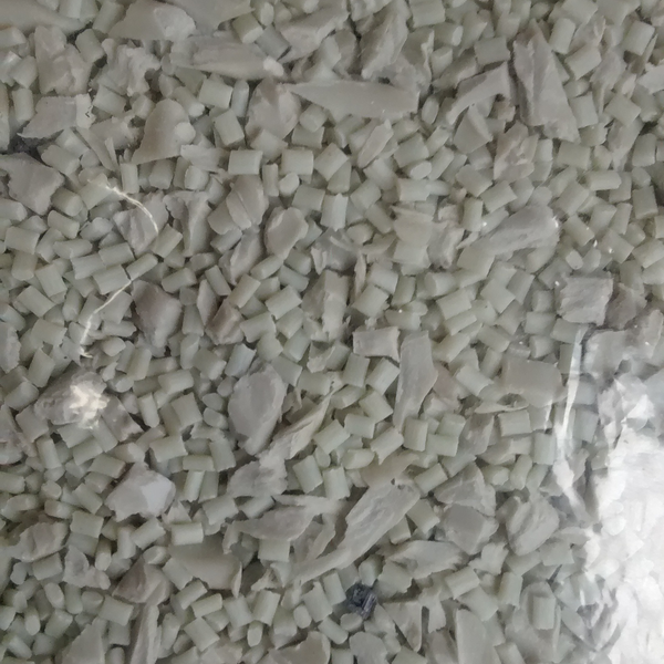 Pet contaminado moído - plástico - Sorocaba, SP - B2Blue - Compra e Venda de Resíduos