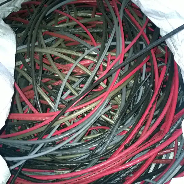 Capas de cabos elétricos - borracha - São Paulo, SP - B2Blue - Compra e Venda de Resíduos