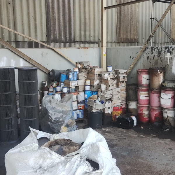 Resíduo: Óleo contaminado - B2Blue  - Compra e Venda de Resíduos