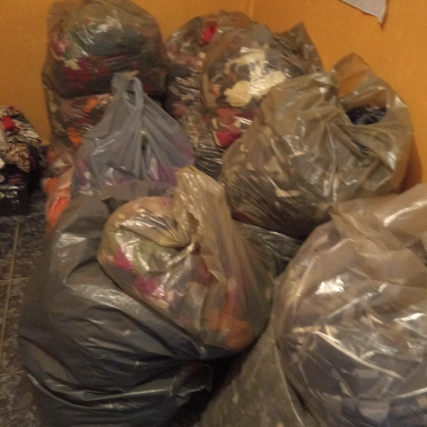 Resíduo: Residuos aparas fios texteis - B2Blue  - Compra e Venda de Resíduos