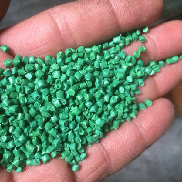 PP Verde Granulado Injeção - Plástico