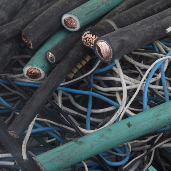 Fios de cobre encapados  - outros - Cotia, SP - B2Blue - Compra e Venda de Resíduos