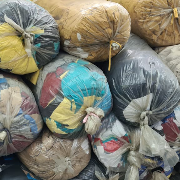 Retalho 100% algodão - tecido - Rio De Janeiro, RJ - B2Blue - Compra e Venda de Resíduos