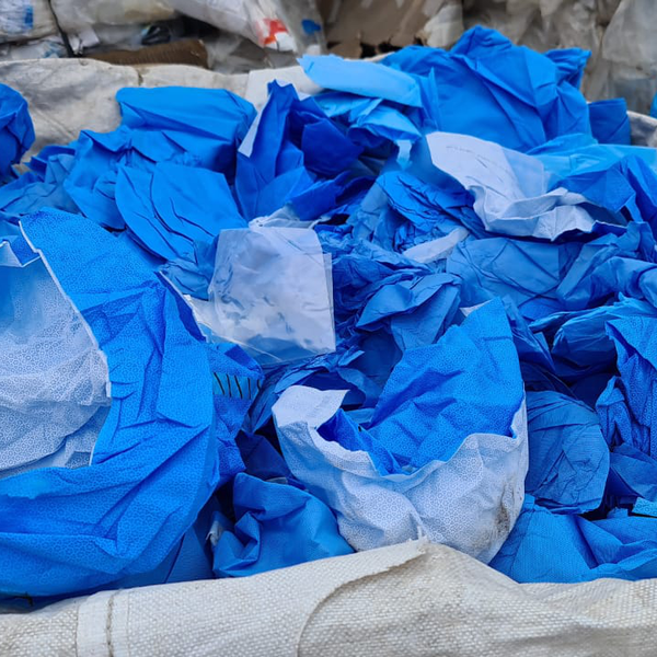 Sucata mista de plástico - plástico - Embu Das Artes, SP - B2Blue - Compra e Venda de Resíduos