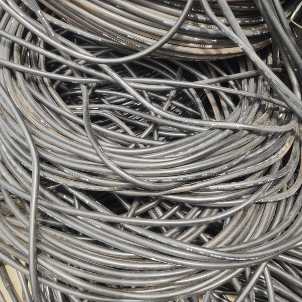 Cobre fio de instalção - metais - Uberlandia, MG - B2Blue - Compra e Venda de Resíduos