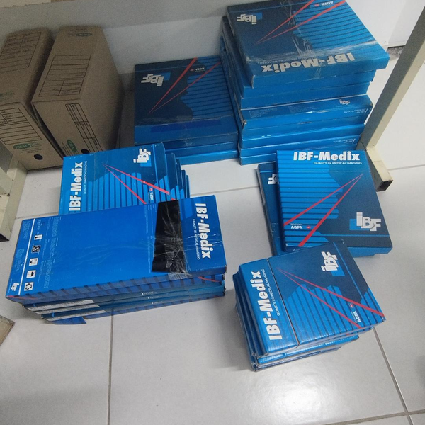 Resíduo: Peliculas raio-x - B2Blue  - Compra e Venda de Resíduos