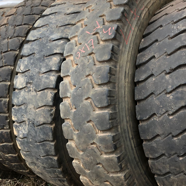 Pneus - borracha - Araxá, MG - B2Blue - Compra e Venda de Resíduos