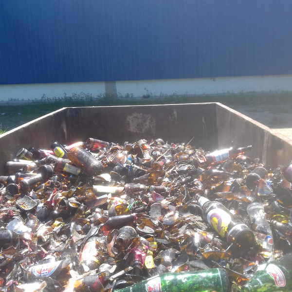 Vidro quebrado - vidro - Santa Luzia, MG - B2Blue - Compra e Venda de Resíduos