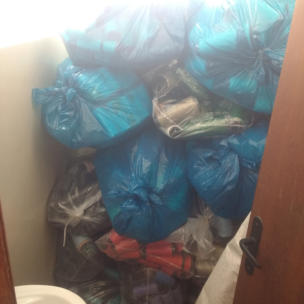 Linhas - tecido - Jaguaruna, SC - B2Blue - Compra e Venda de Resíduos