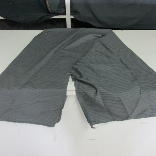 Resíduo: Retalhos de tecido (de 20cm à 60cm) - B2Blue  - Compra e Venda de Resíduos