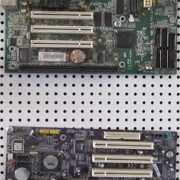Resíduo: Placas eletrônicas mãe - B2Blue  - Compra e Venda de Resíduos