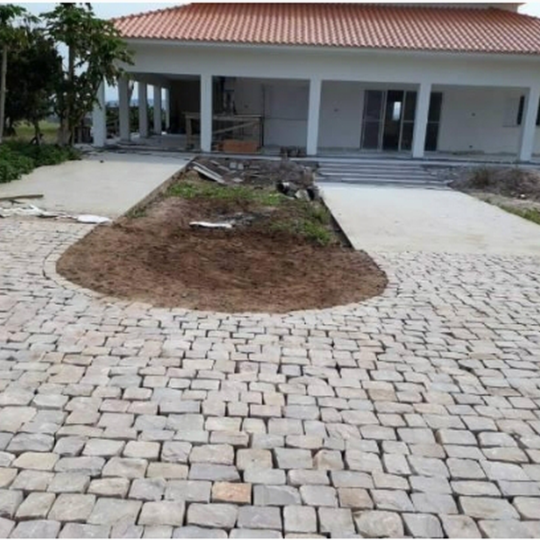 Resíduo: Cobblestone stones - B2Blue  - Compra e Venda de Resíduos